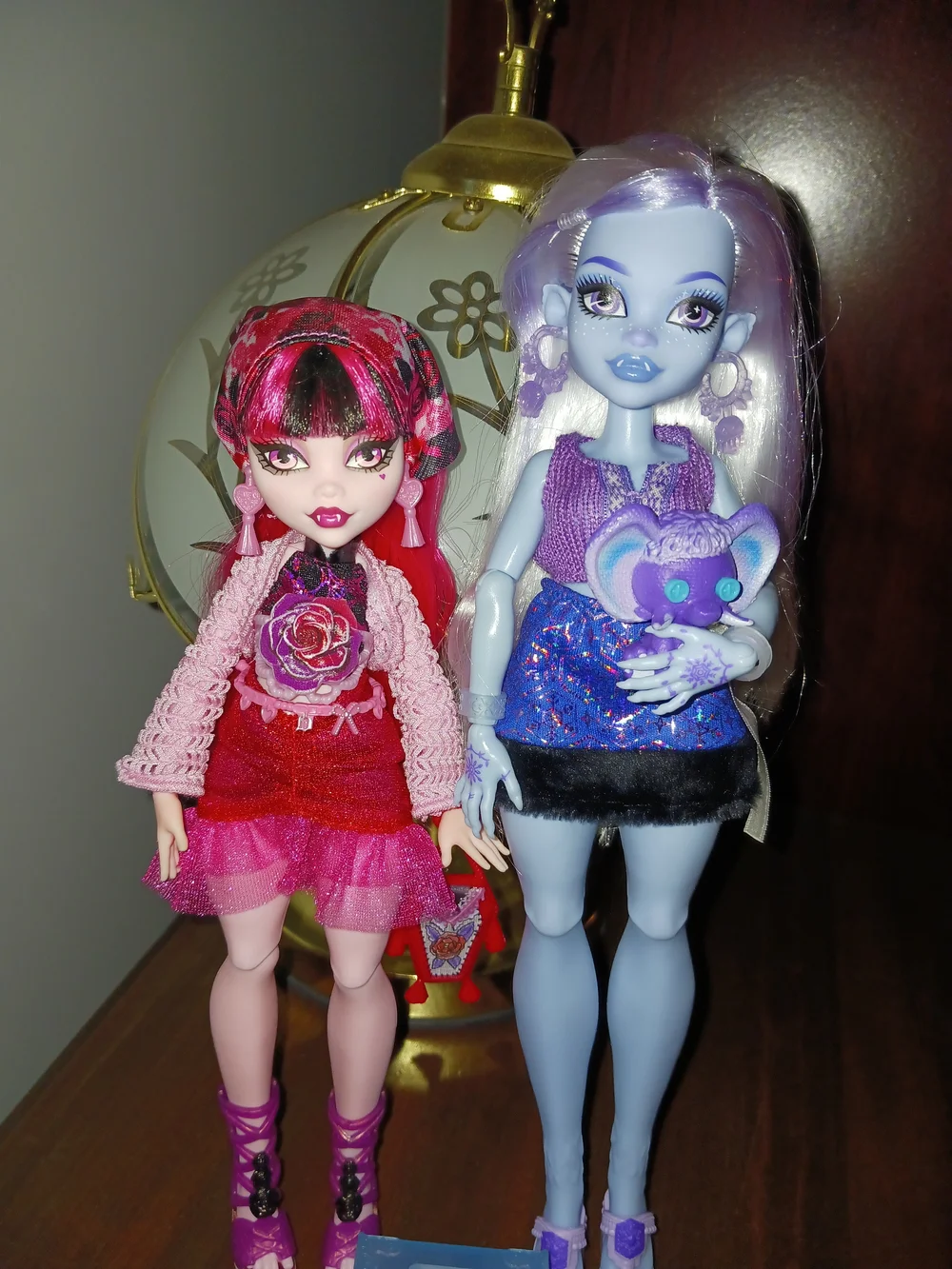 Lot Of 2 Monster High Dolls Draculaura And Abbey Bominable